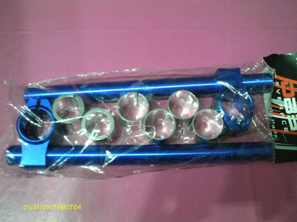 Guidon bracelets alu OR, pour tubes de fourche de 27 à 33 mms